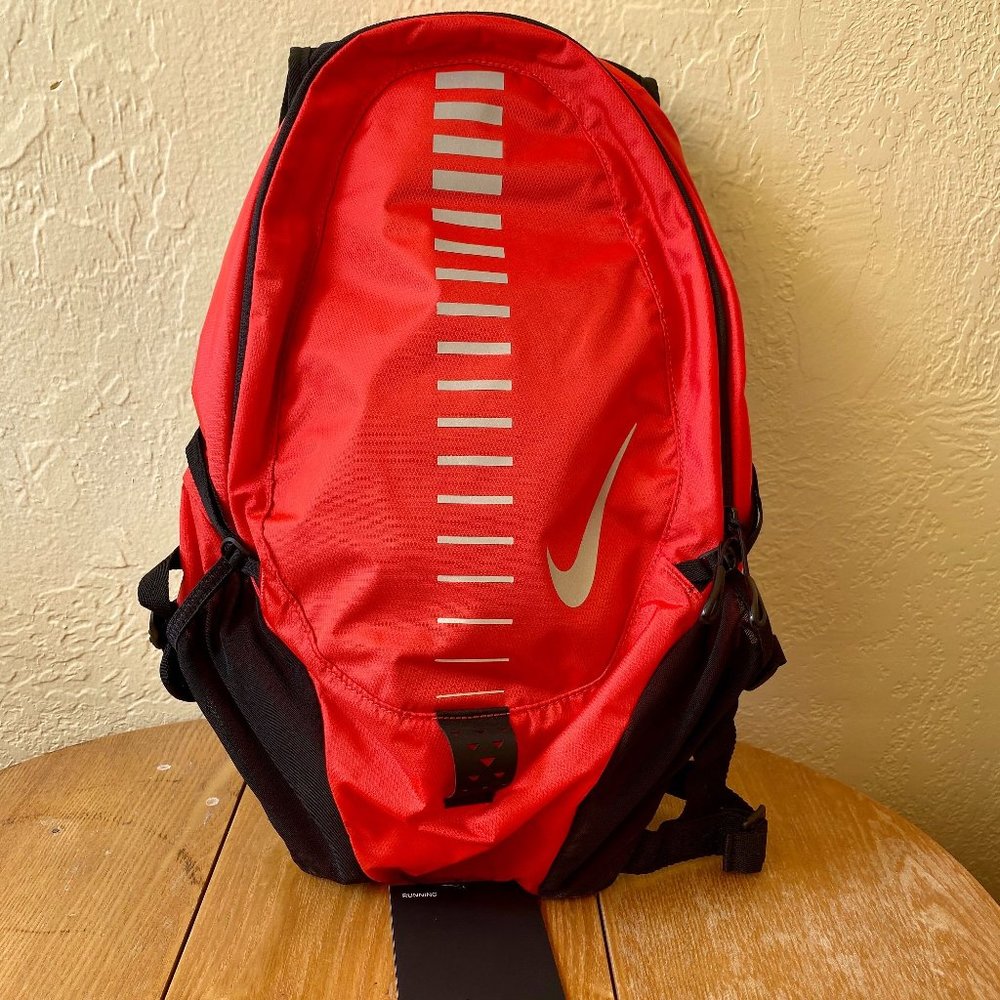 NWT Nike Run Commuter Backpack 15L